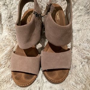 Toms suede sandals